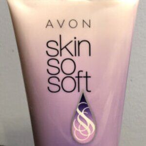 FREE with any 20$+ purchase Skin so soft Firm & restore DD body cream